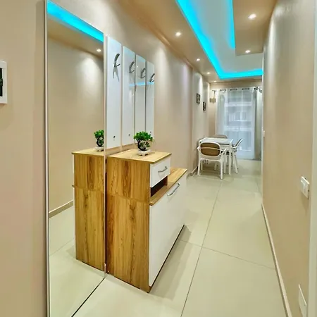 Fishta Διαμέρισμα *